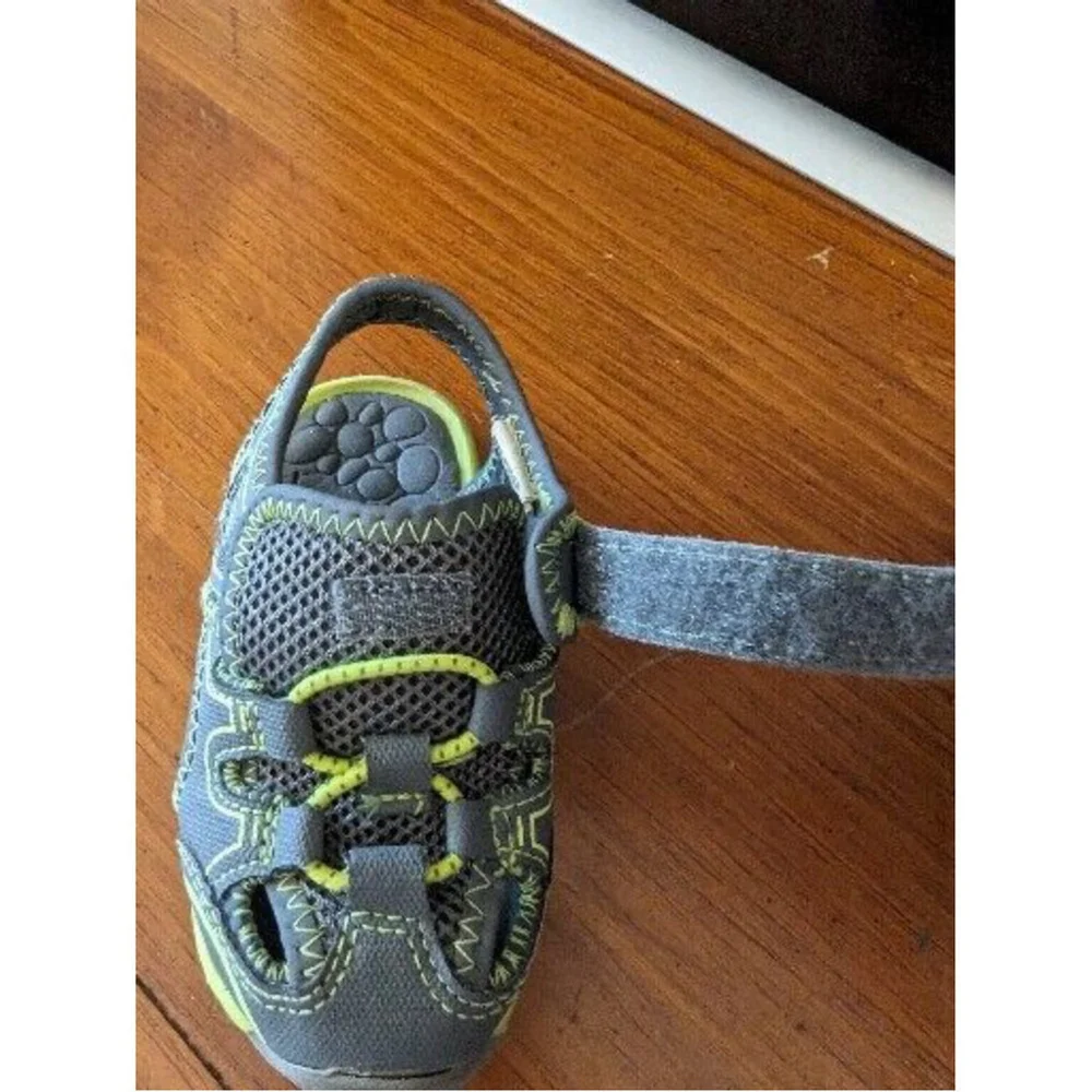 Garanimals Sandals Shoes Boys 5 Toddler Green Yellow Gray Water Shoes